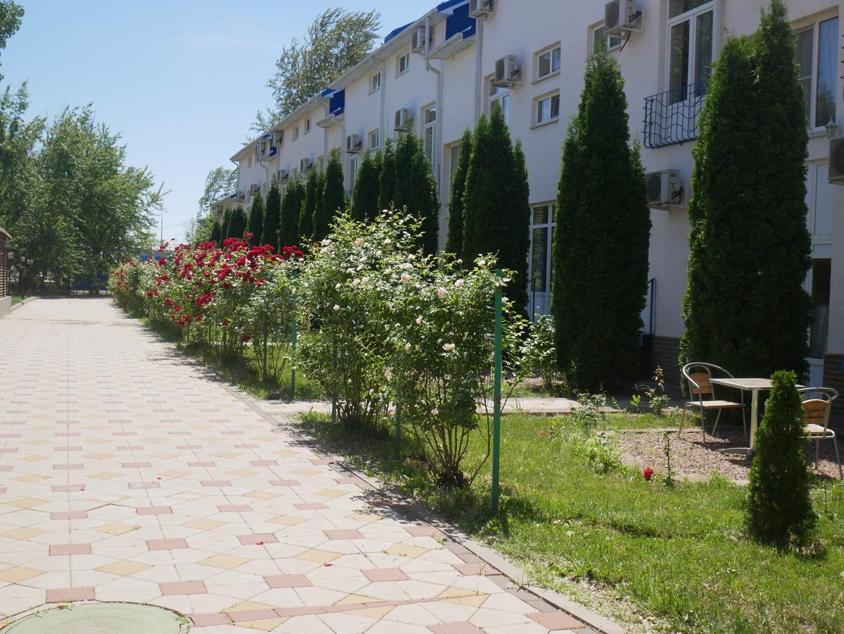 Golubaya Volna Hotel Rostov-on-Don Exterior foto